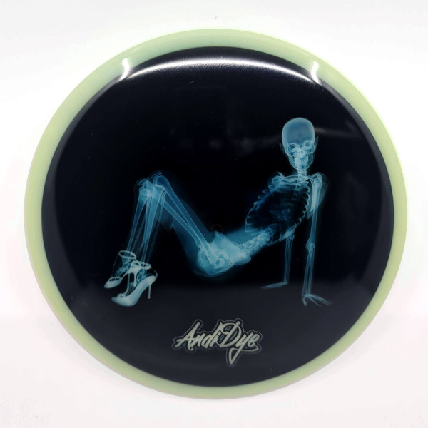 Kaxe Glow Xray Scull print 01